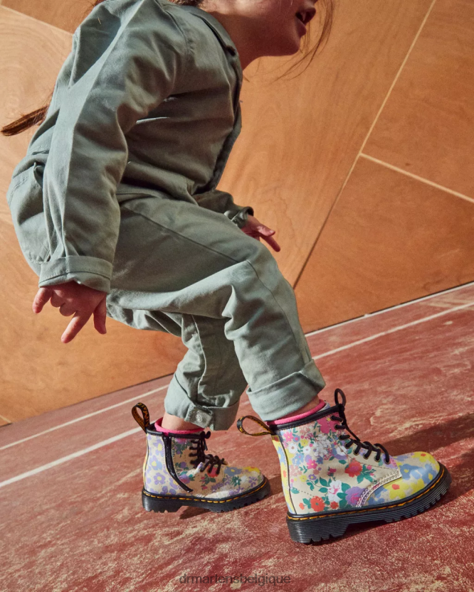 chaussure être Dr. Martens enfants bottes à lacets en cuir mash up à fleurs pour enfant 1460 parchemin beige floral mash up k hydro 6RFZX0415