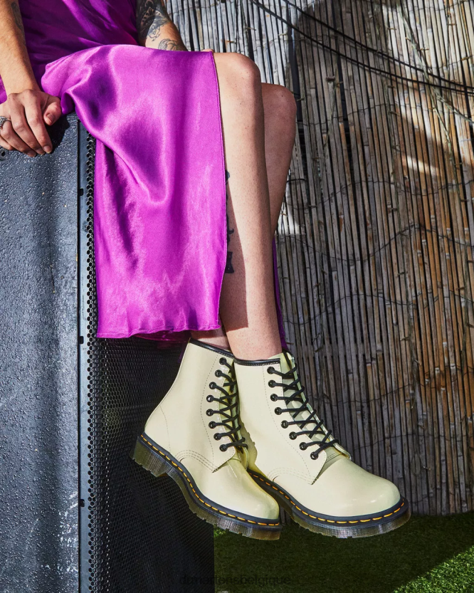 chaussure être Dr. Martens femmes Bottines à lacets en cuir verni 1460 crème lucido et lampe brevetée 6RFZX0154