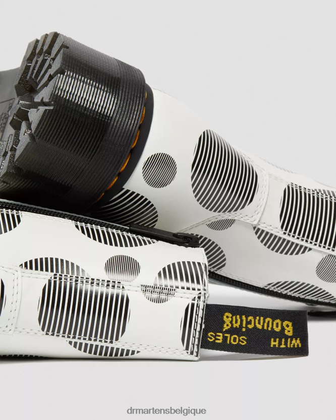 chaussure être Dr. Martens femmes botte jadon plateformes en cuir lisse à pois pois blancs lisses 6RFZX0157