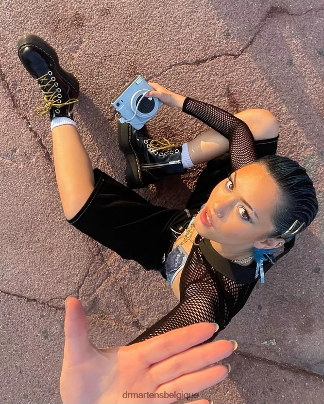 chaussure être Dr. Martens femmes plates-formes de démarrage Jadon Max beurre noir 6RFZX015