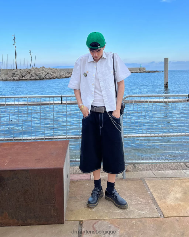 chaussure être Dr. Martens femmes Mary Janes 8065 en cuir lisse noir lisse 6RFZX0337