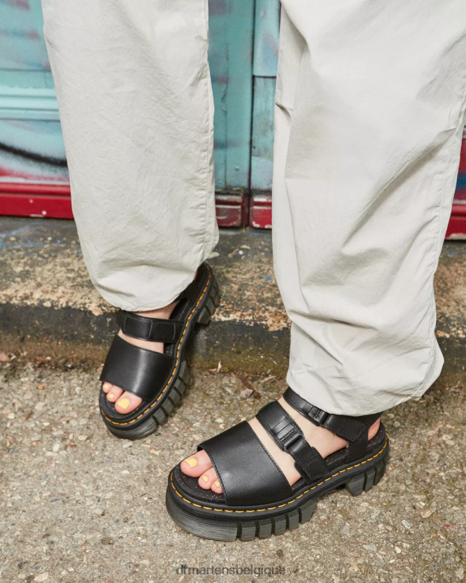 chaussure être Dr. Martens femmes sandales à plateforme à 3 brides en cuir nappa lux ricki nappa lux noir 6RFZX0244