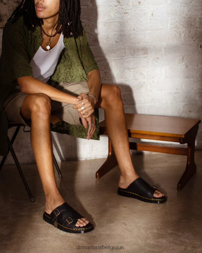 chaussure être Dr. Martens unisexe Dayne Made In England - Sandales à enfiler en cuir noir 6RFZX0358