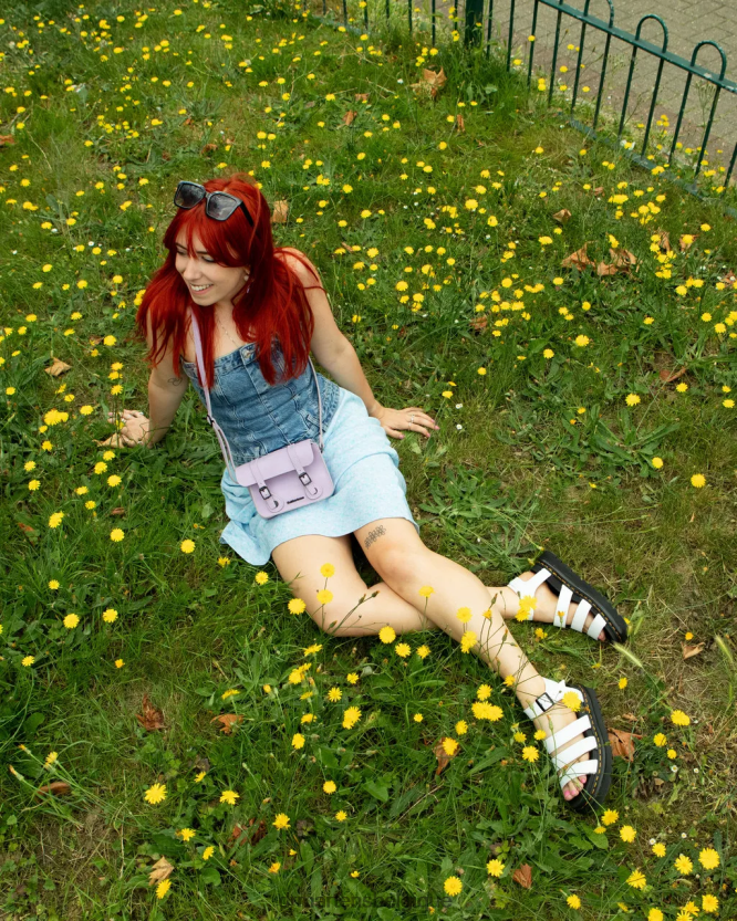 chaussure être Dr. Martens unisexe sandales à brides en cuir Blaire Hydro hydroélectrique blanc 6RFZX0255